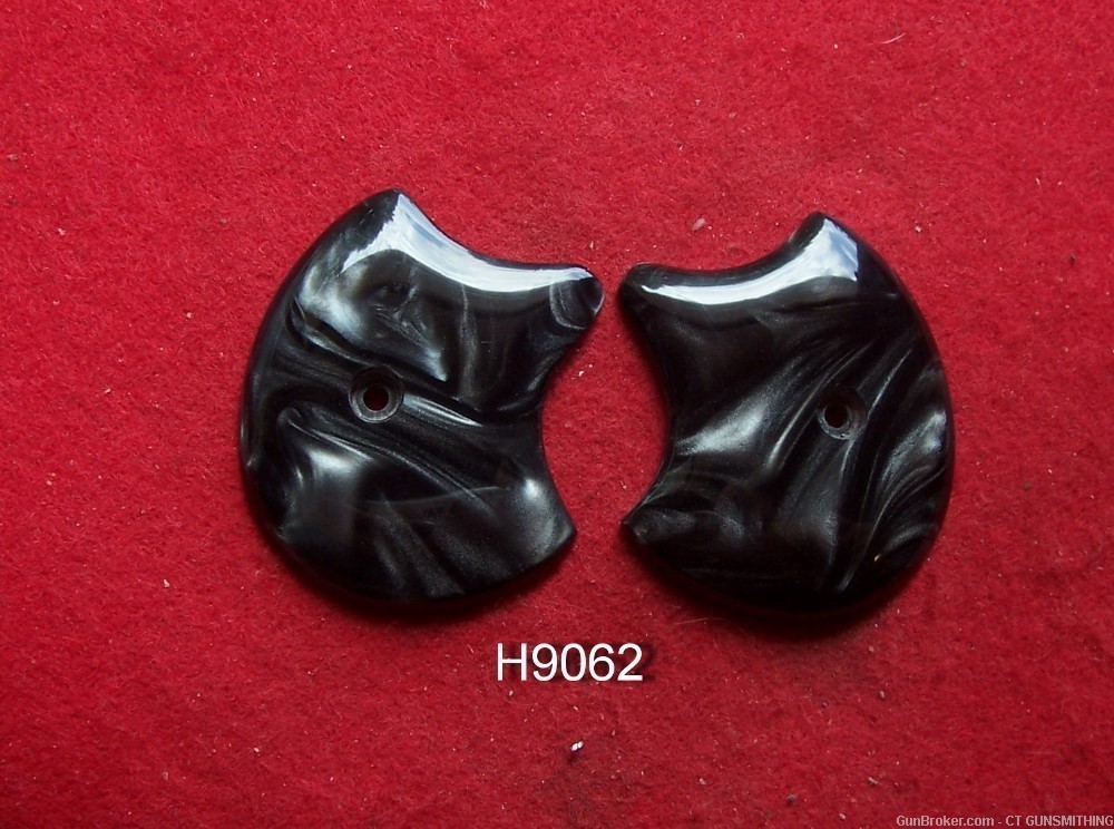 Nice pair of Kirinite Black Pearl Grips for the High Standard Derringers!-img-1