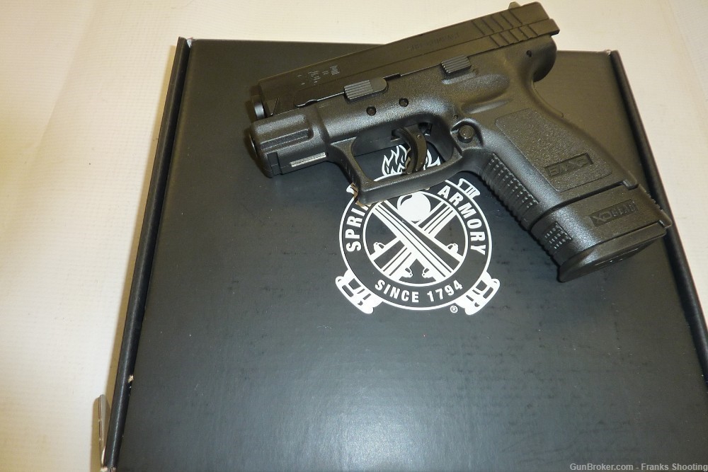 SPRINGFIELD ARMORY XD 9MM 3" BBL NEW-img-1
