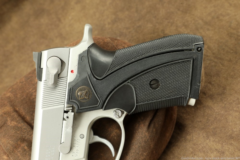 Smith & Wesson 4003 .40 S&W Semi-Automatic DA/SA Stainless Pistol-img-7
