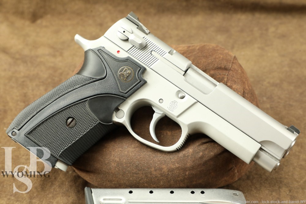 Smith & Wesson 4003 .40 S&W Semi-Automatic DA/SA Stainless Pistol-img-0
