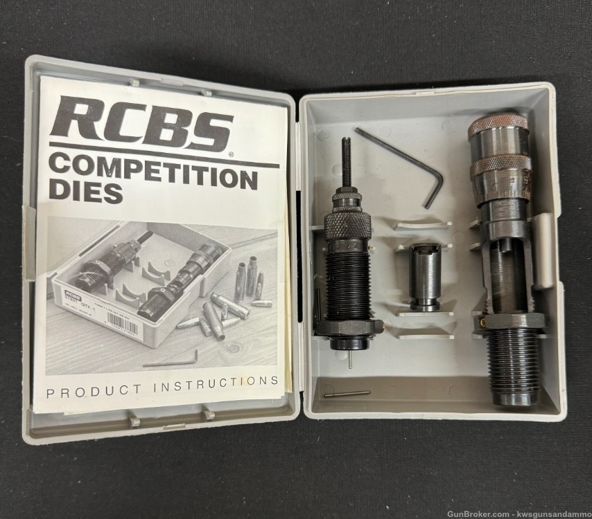 RCBS - COMPETITION 2-DIE SET 22-250 REMINGTON - PN: 37101 & #3 Shell Holder-img-1
