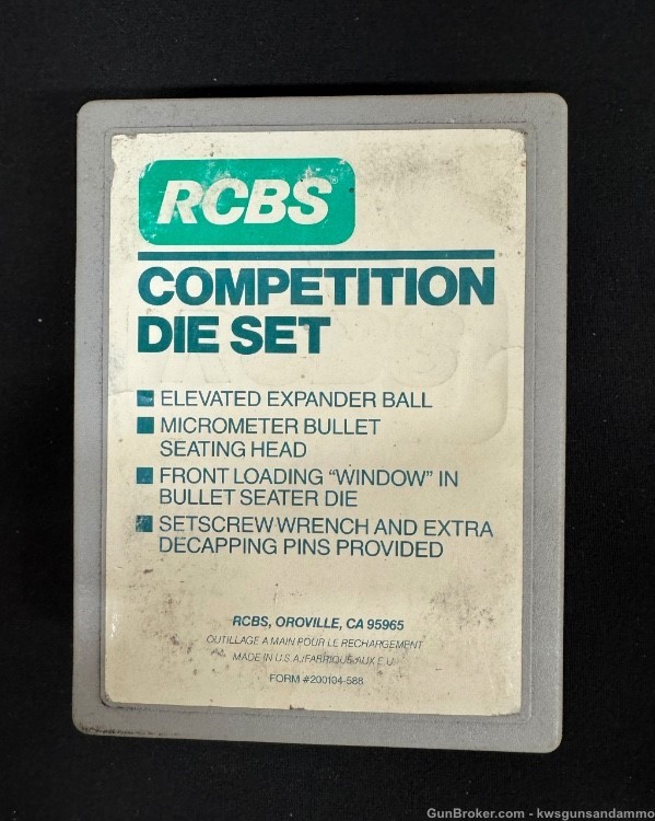 RCBS - COMPETITION 2-DIE SET 22-250 REMINGTON - PN: 37101 & #3 Shell Holder-img-2