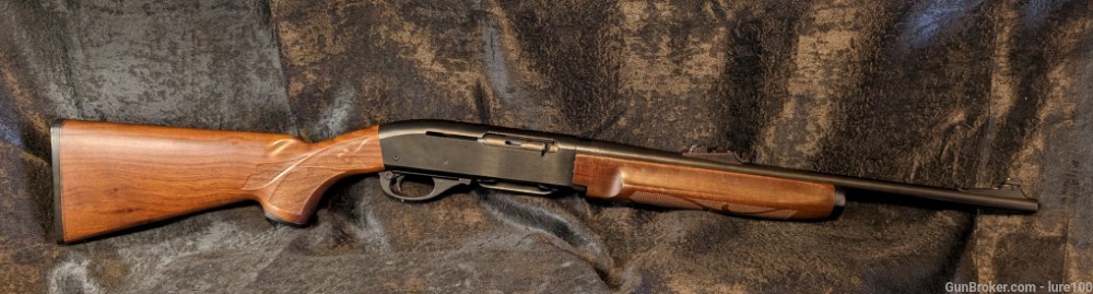 Remington 7400 Carbine 30-06 semi auto Rifle Walnut deluxe stock-img-0