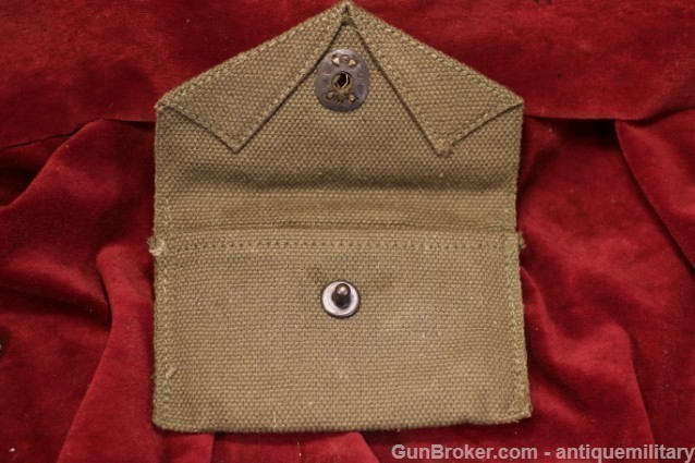 US Bandage Canvas Pouch WW2 - 1945-img-1