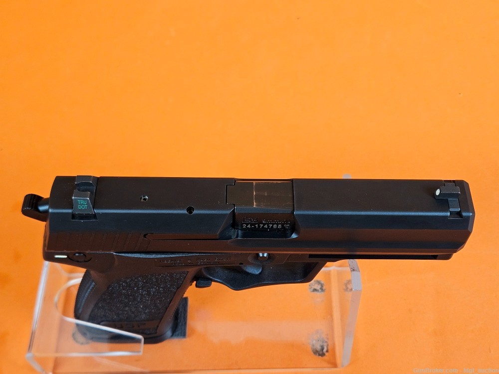 Heckler And Koch H&K USP9 9mm Semi Automatic Pistol 4" 15+1 HK USP-img-2