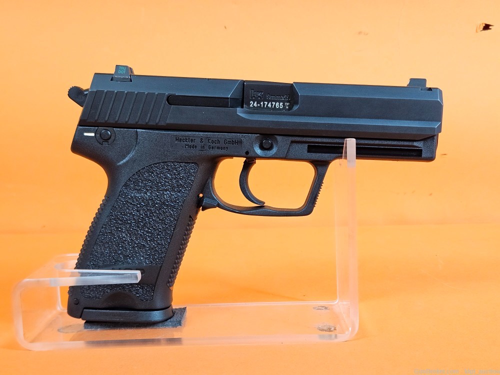 Heckler And Koch H&K USP9 9mm Semi Automatic Pistol 4" 15+1 HK USP-img-1
