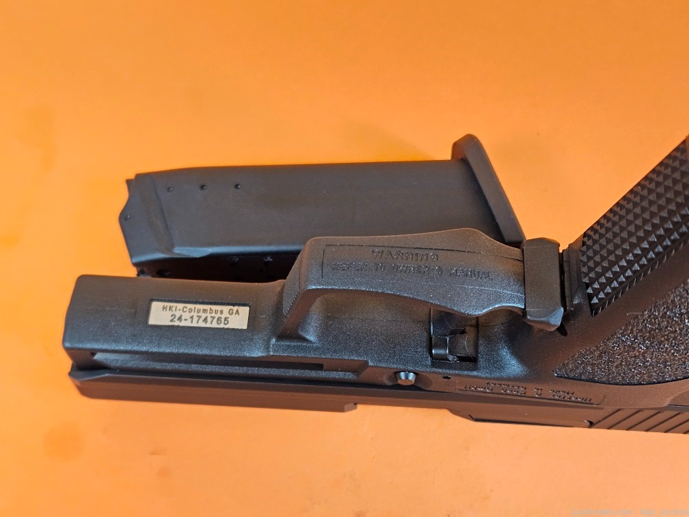 Heckler And Koch H&K USP9 9mm Semi Automatic Pistol 4" 15+1 HK USP-img-4