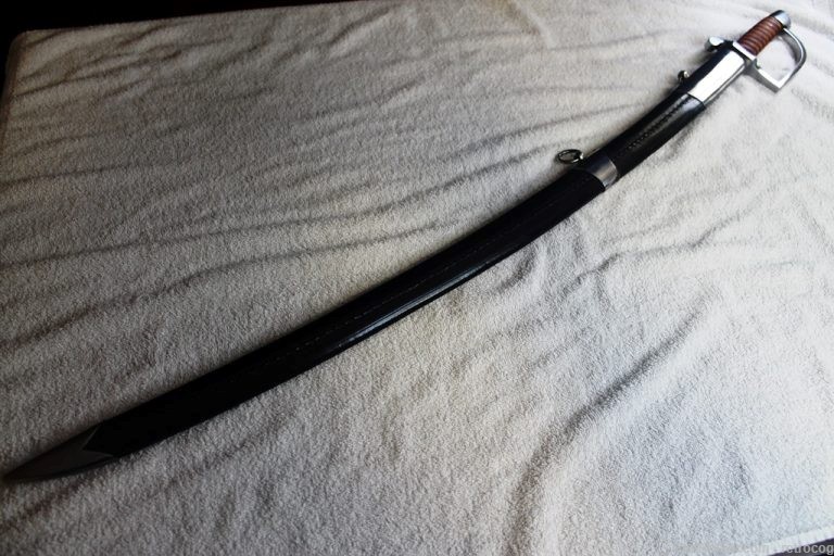 American Revolution Saber 1085 High Carbon Steel with Scabbard by Windlass-img-4