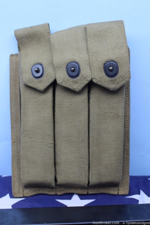 4 Thompson 30 rd Mags & Original U.S. WWII USMC 1944 Date Mag Pouch -img-4