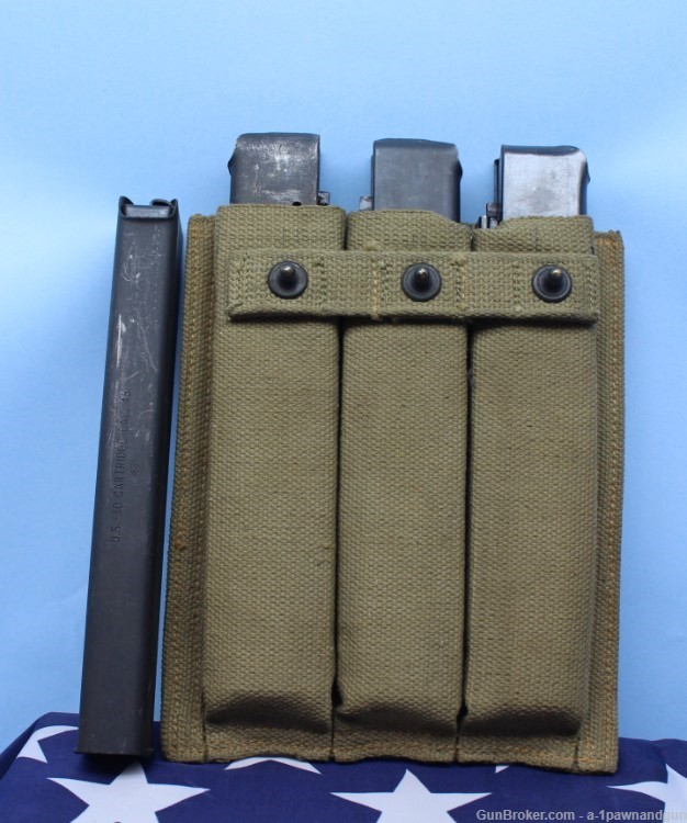 4 Thompson 30 rd Mags & Original U.S. WWII USMC 1944 Date Mag Pouch -img-0