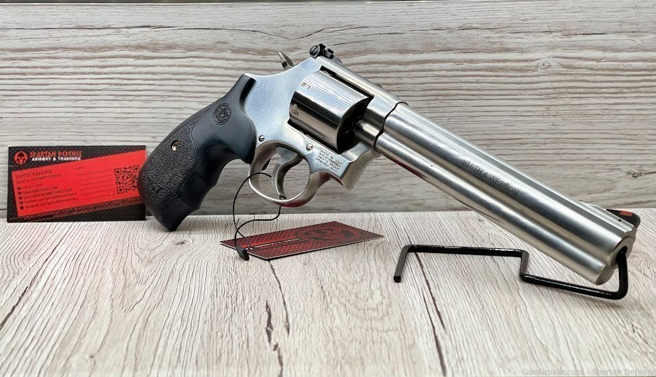 Smith & Wesson 686 Plus Deluxe 357 Mag 7 inch seven round wood grips S&W-img-0