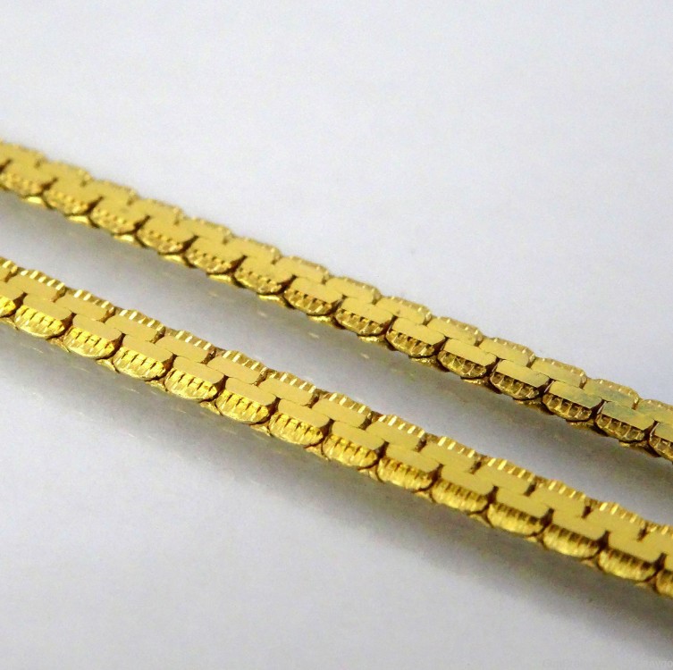 18K Panther Link Chain 16” Yellow Gold Necklace 6.4 grams,  H3-img-0