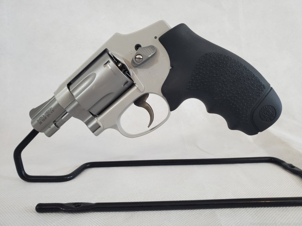 Smith & Wesson Model 642-2 Airweight 38Special +P-img-0