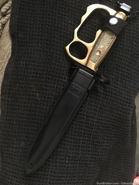 M-7 Bayonet Knuckle Duster solid Brass Grips Custom-S&W M&P Model -img-0