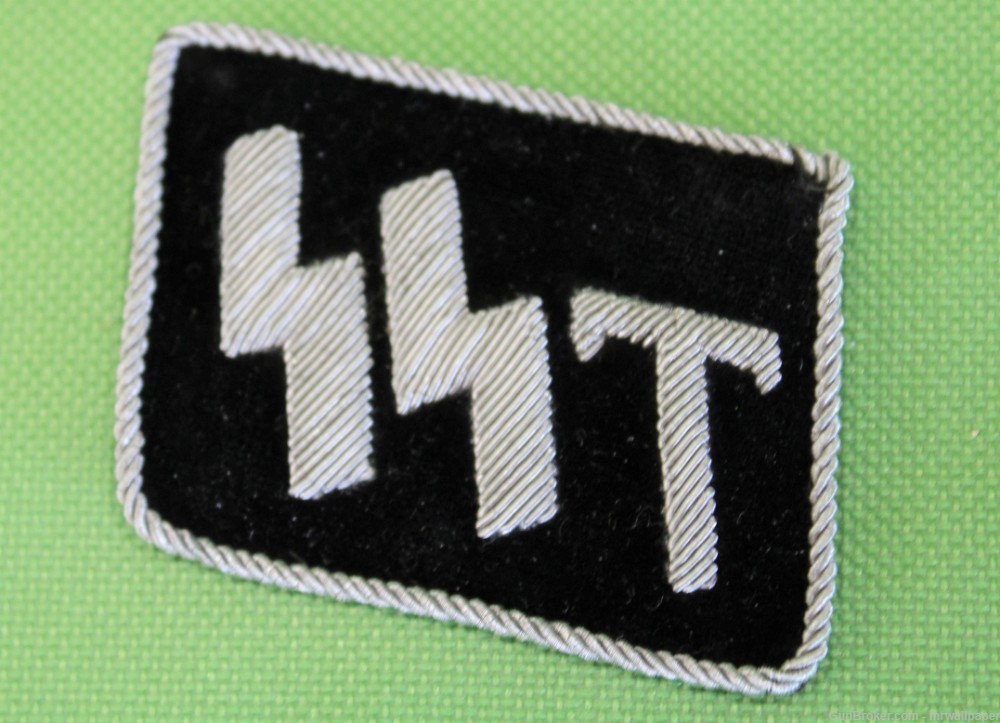 German WWII Waffen SS Leadership Officers Collar Tab SO-img-0