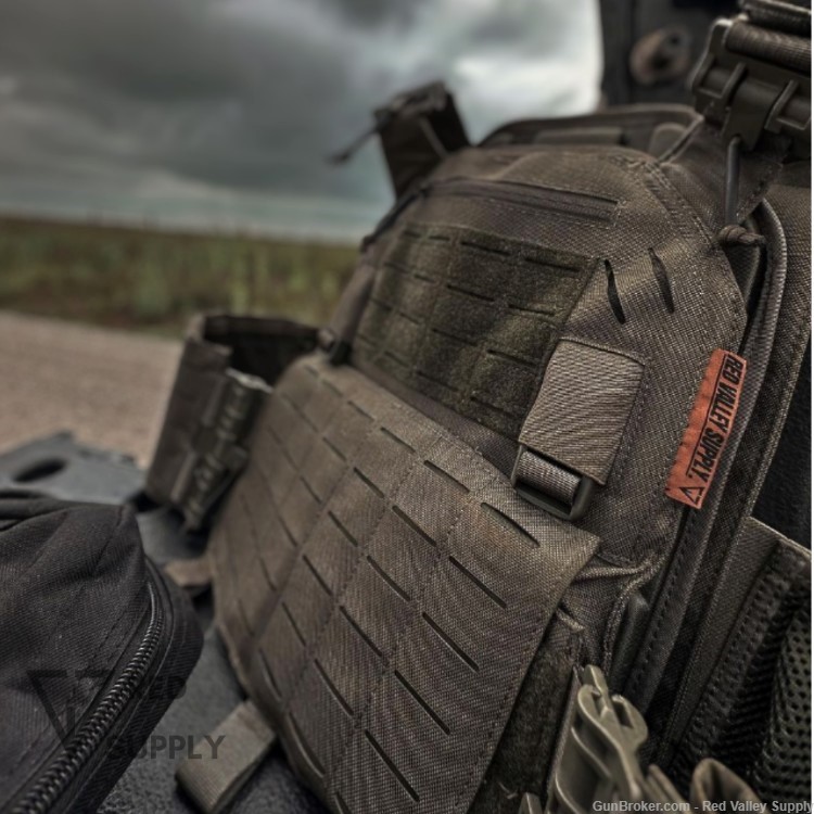 RVS Barrier 10x12 Lasercut QD Plate Carrier Tactical Vest Fits AR500-img-8