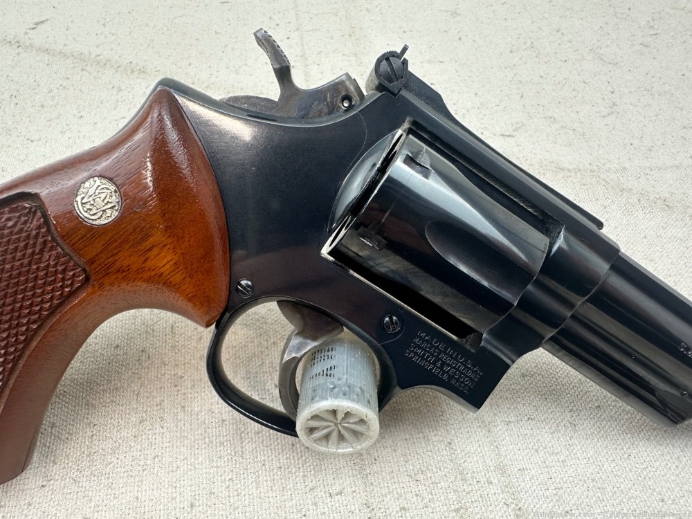 Smith & Wesson Model 19-5 .357 Magnum/.38 Special 1982 Mfg. NEAR NEW-img-8