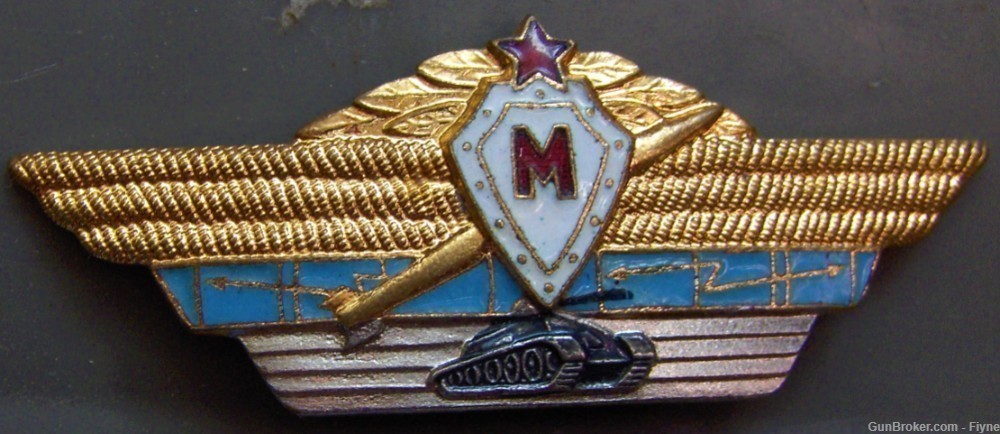 Original Russian-Soviet officers qualification badge MASTER qualification-img-0