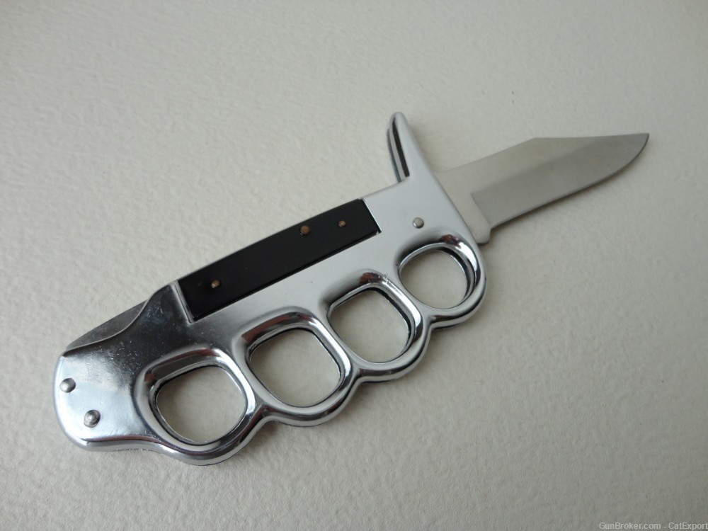 440 Stainless Steel & Made In Japan : ASSASSIN Knuckle Duster Folding Knife-img-3