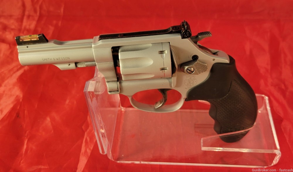 Smith & Wesson 317-3 S&W .22 Air Lite Aluminum 22 LR. 3" Fiber optic-img-0
