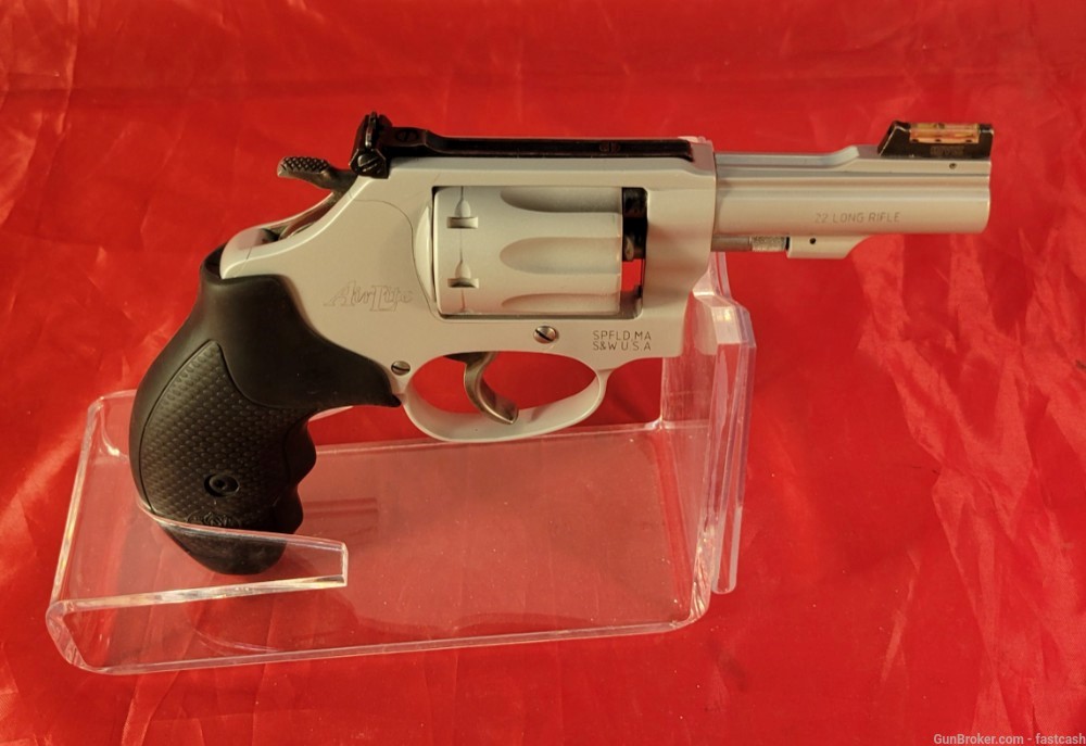 Smith & Wesson 317-3 S&W .22 Air Lite Aluminum 22 LR. 3" Fiber optic-img-1
