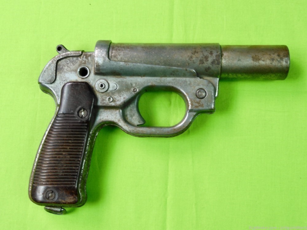 German Germany  WW2 Flare Gun-img-0