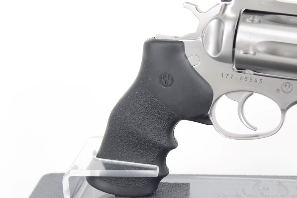 Excellent Ruger GP100 Stainless 357 Mag / 38 Spl with 6" Bbl Model 01707-img-4