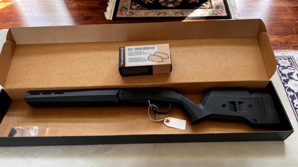 MAGPUL Hunter Remington 700 Short Action STOCK -With 2 Additional Risers-img-1