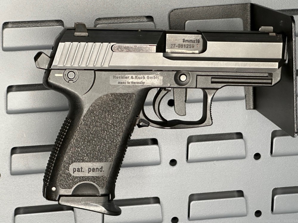 Heckler & Koch USP Compact V1 9mm Pistol 81000329 / M709031-A5-img-5