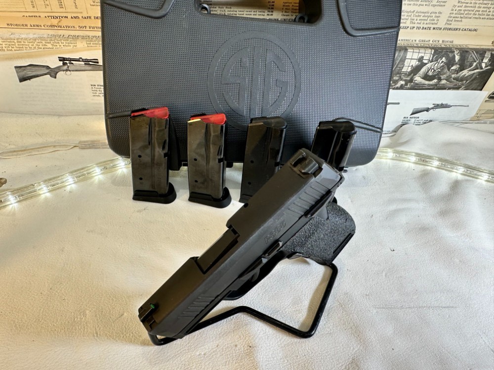 SIG SAUER P365 9MM WITH 5 MAGS PENNY AUCTION!-img-1