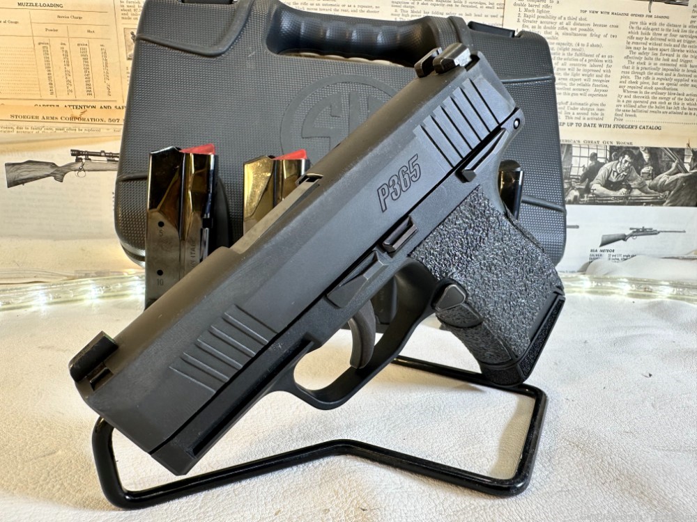 SIG SAUER P365 9MM WITH 5 MAGS PENNY AUCTION!-img-0