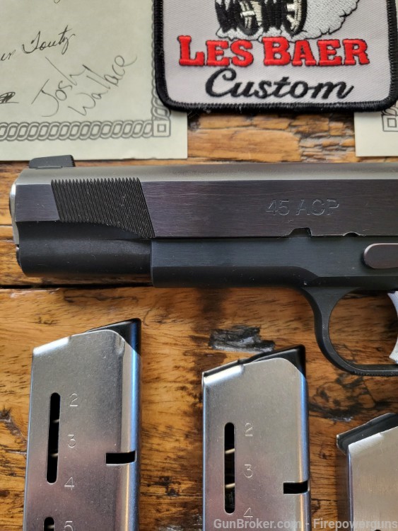 Les Baer Custom 1911 45acp Ultimate Master Combat pistol-img-2