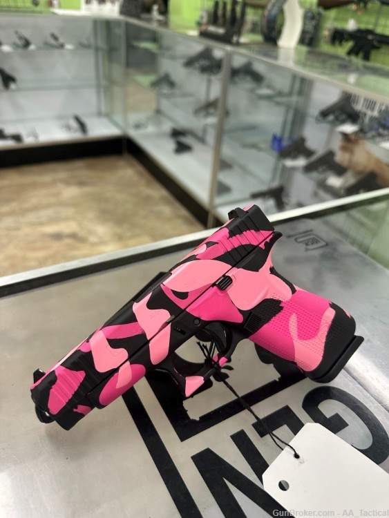 NEW GLOCK 48 9MM PINK / BLACK CAMO 4.01" 10RD 2 MAGS PA4850201-img-1