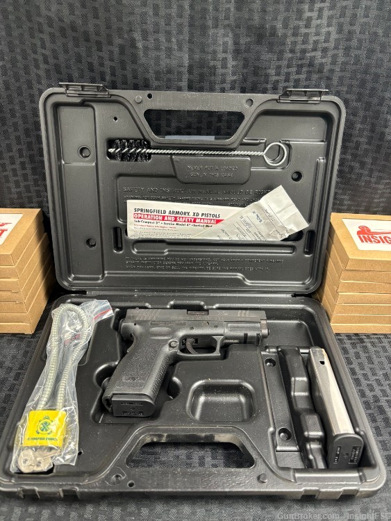Springfield Armory XD-40 First Gen-img-0