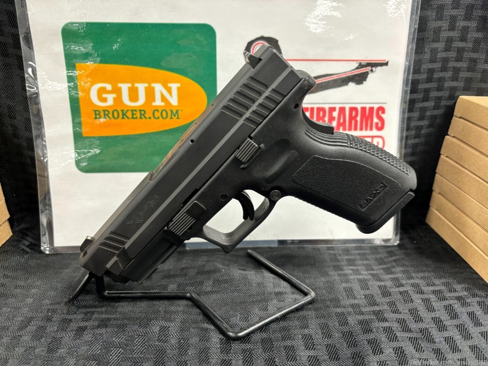 Springfield Armory XD-40 First Gen-img-2