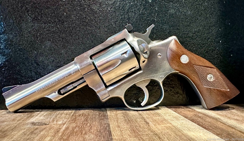 RUGER Security-Six .357 Magnum 4" SS USED in Very Good Condition-img-0