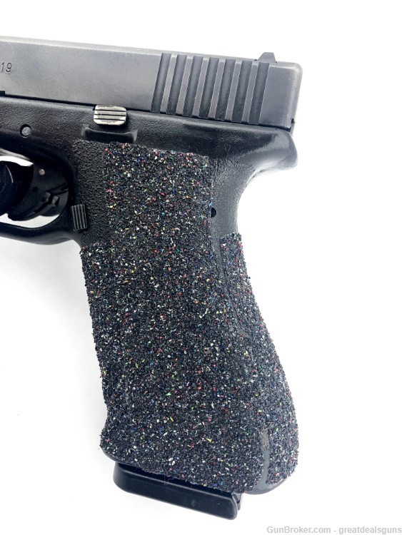 Glock 17 Gen 1 Semi Automatic Pistol Cal: 9mm -img-8