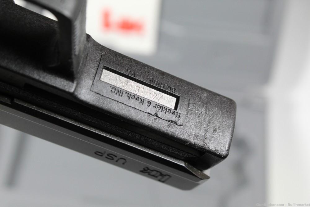 Heckler & Koch HK USP 9mm DA / SA Pistol w/ Original Box-img-26