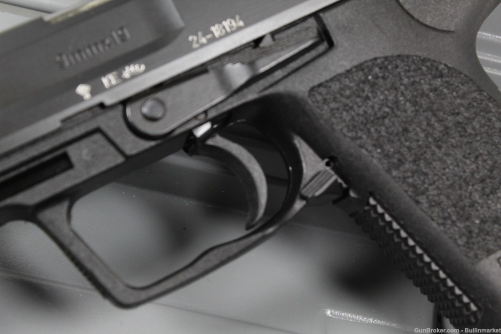 Heckler & Koch HK USP 9mm DA / SA Pistol w/ Original Box-img-6