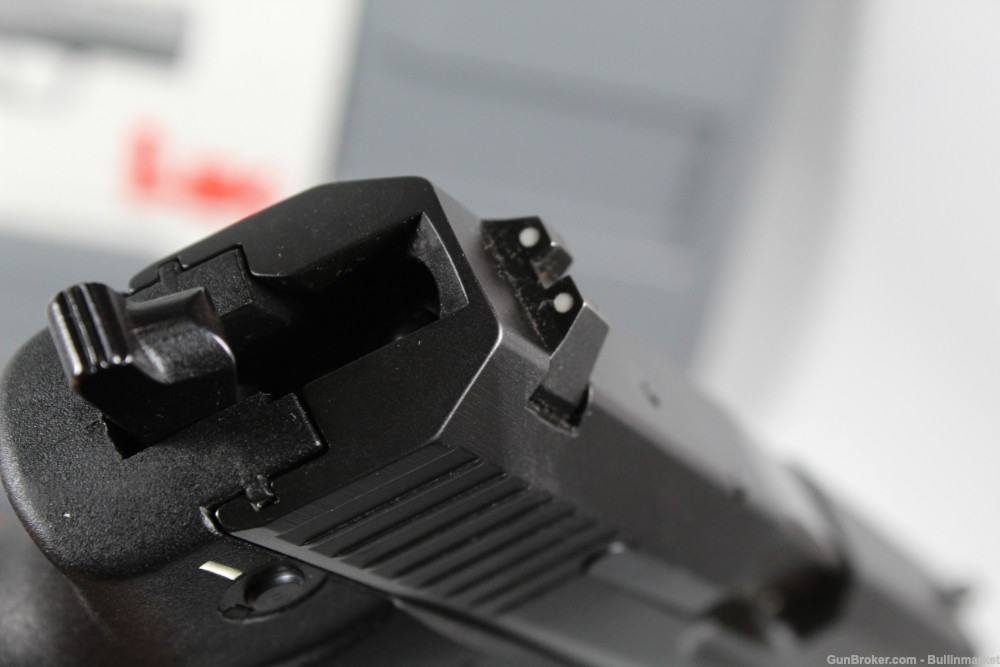 Heckler & Koch HK USP 9mm DA / SA Pistol w/ Original Box-img-18
