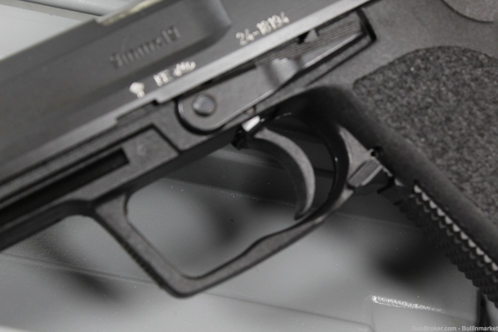 Heckler & Koch HK USP 9mm DA / SA Pistol w/ Original Box-img-5