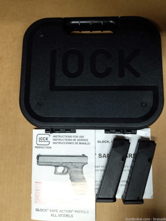 Glock Pistol Magazines,  2-15rd .40S&W , Case and Manual -img-0
