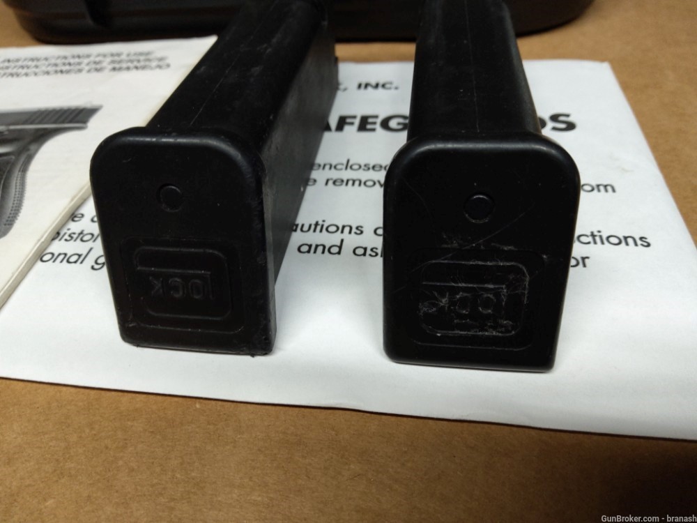 Glock Pistol Magazines, 2-15rd. 40S&W, Case and Manual-img-3