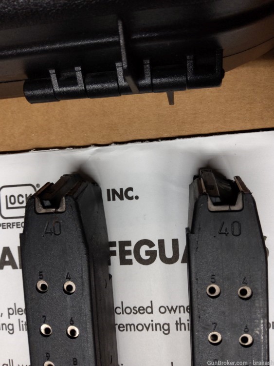 Glock Pistol Magazines, 2-15rd. 40S&W, Case and Manual-img-4