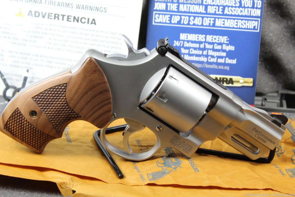 Smith and Wesson S&W 627 Performance Center .357 Magnum 8 Shot 2.62" Barrel-img-12