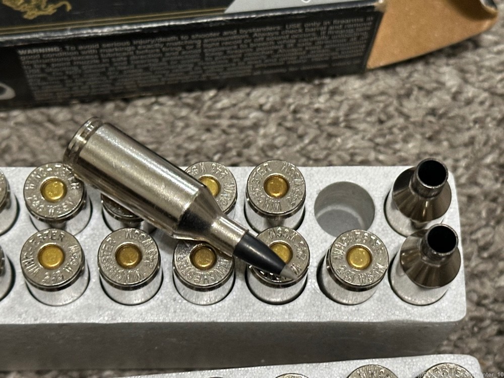 Winchester 243 wssm ammo ballistic silver tip 55 gr 38 rounds NIB -img-3