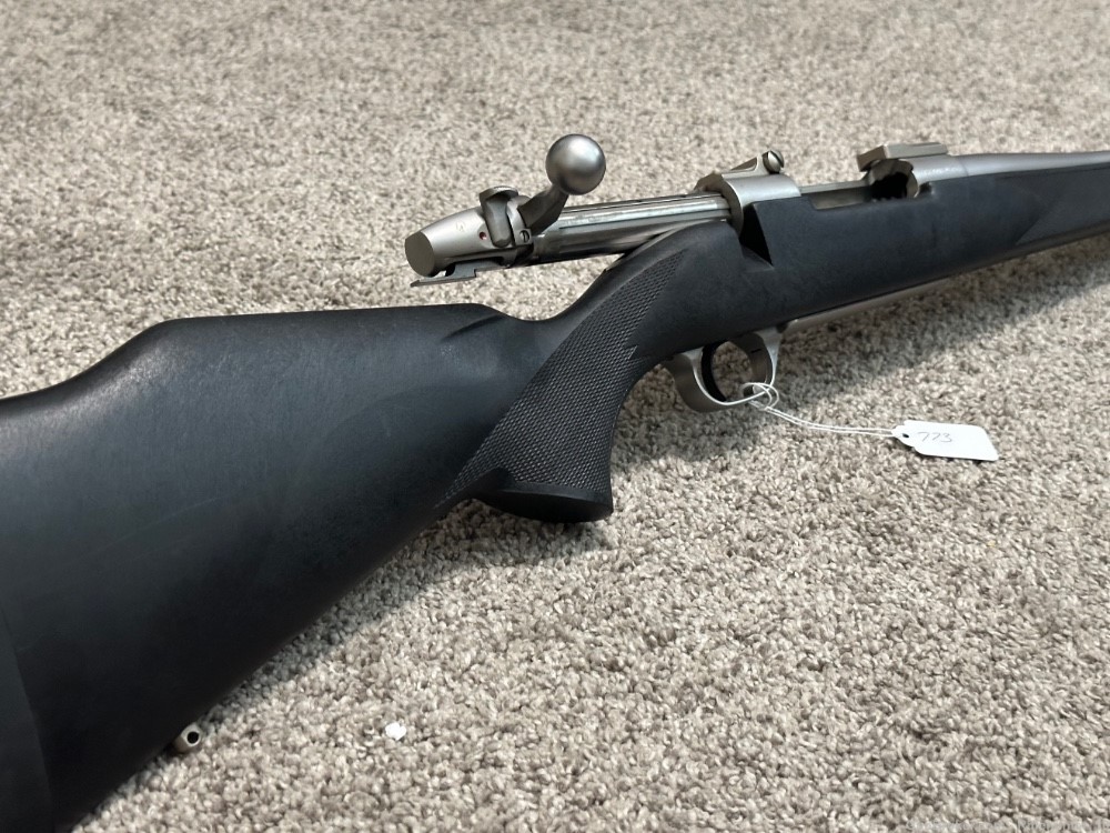Weatherby Mark V Stainless synthetic 257 wby mag 26” brl ss leupold bases-img-15