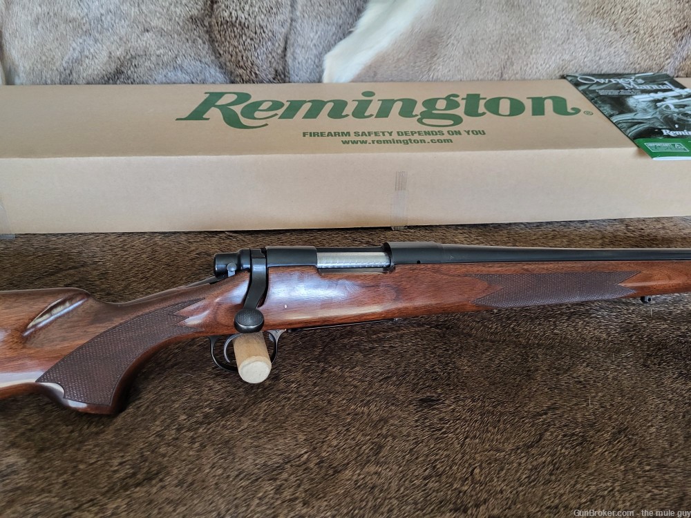 Remington Model 700 Classic .300 Savage-img-6