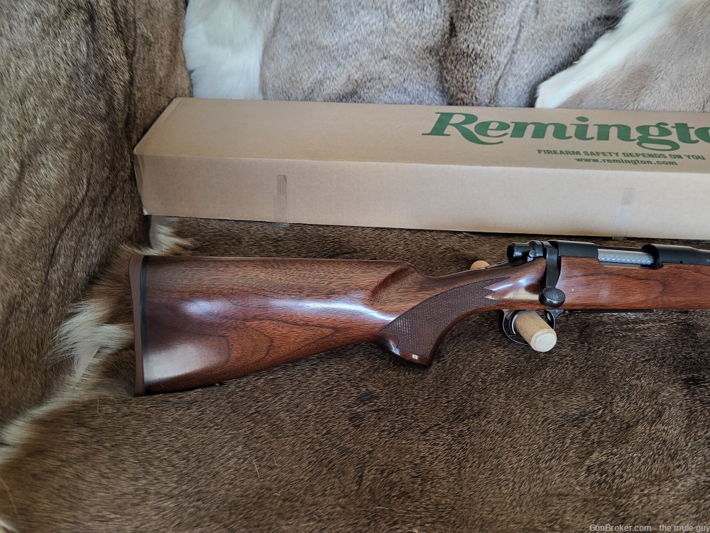 Remington Model 700 Classic .300 Savage-img-5