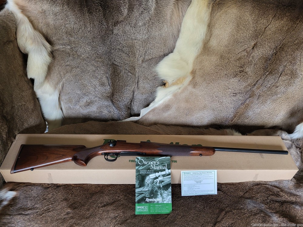 Remington Model 700 Classic .300 Savage-img-4